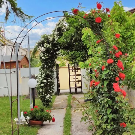 شقة Charming In Tollo, Garden Tollo